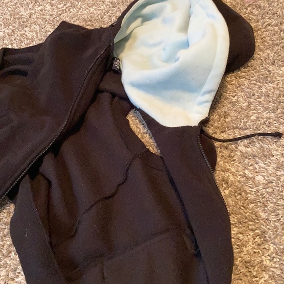 Black and blue jacket - Picture 1 of 2